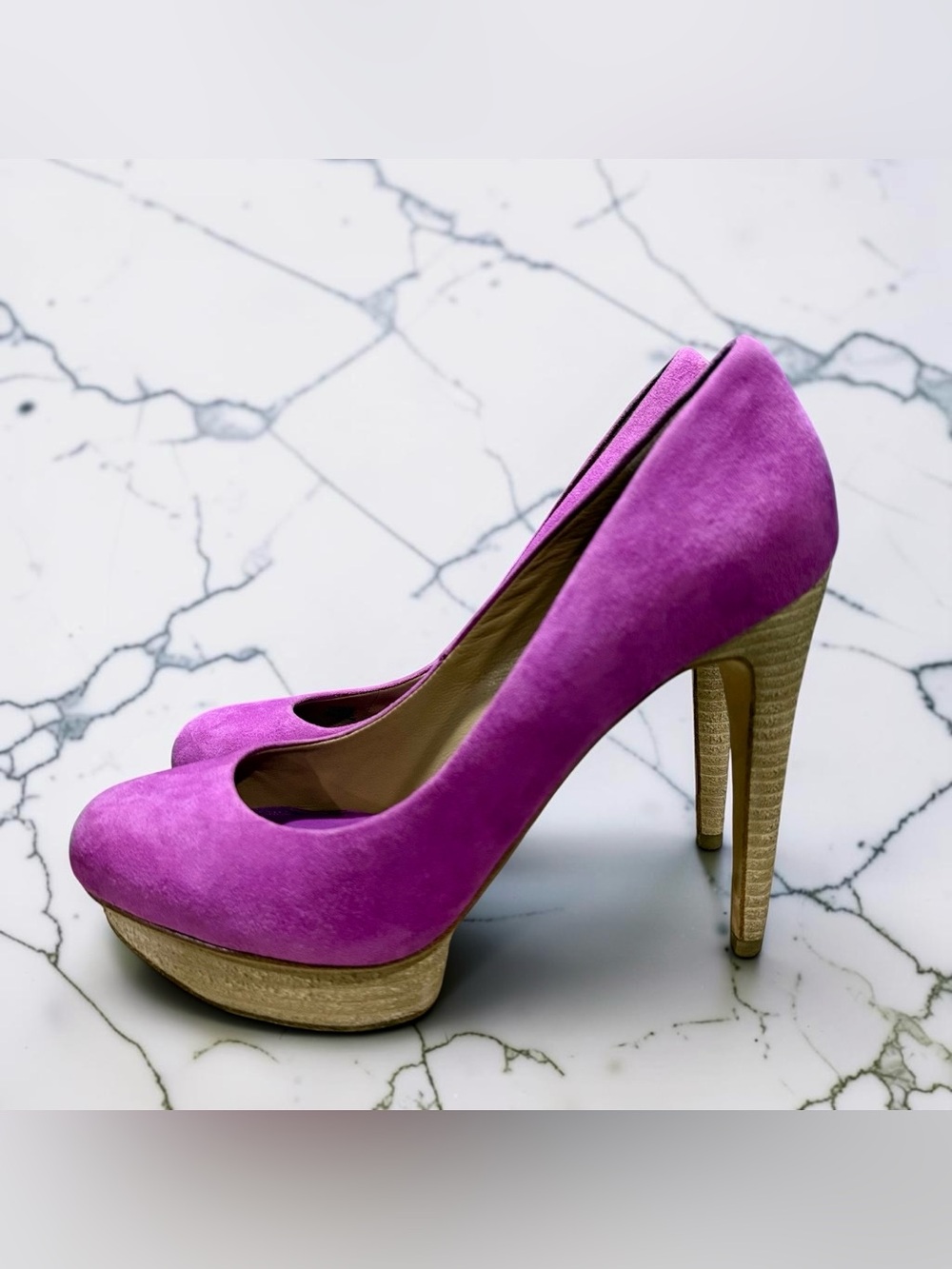 BCBGMaxAzria Fuchsia Suede Platform Pumps Wood Grain Stiletto Heels Sz 7.5